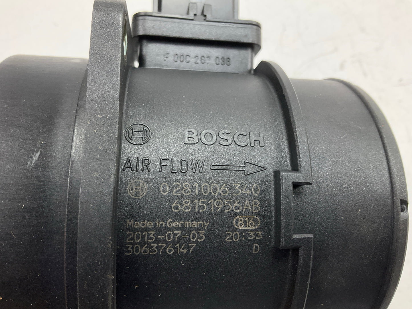 NEW - OUT OF BOX BOSCH 0281006340 MAF Mass Air Flow Sensor