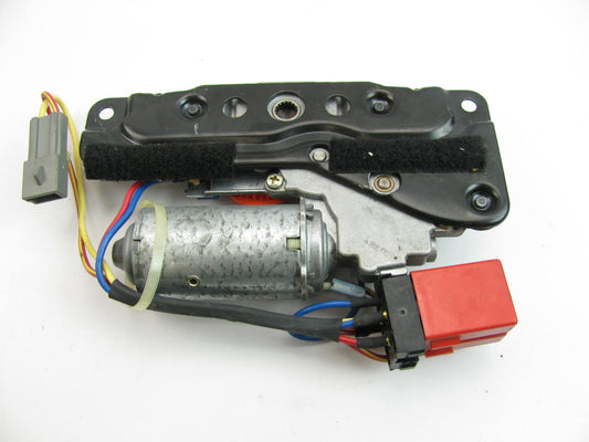NEW - OUT OF BOX - OEM Webasto 0390201696 Sunroof Motor 1996-2004 Ford Taurus