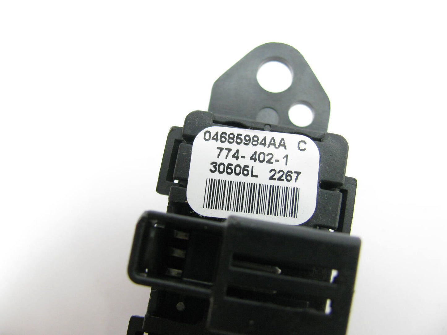 NEW - OUT OF BOX - OEM 4685984AA Rear Right Window Switch For 2004-08 Pacifica