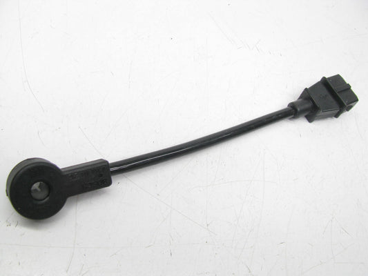 NEW UNBOXED GENUINE OEM VW Engine Crankshaft Crank Position Sensor 051905381