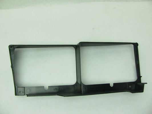 NEW - UNBOXED GM 10027031 Front Left Headlight Bezel Trim 85-88 Pontiac Grand Am