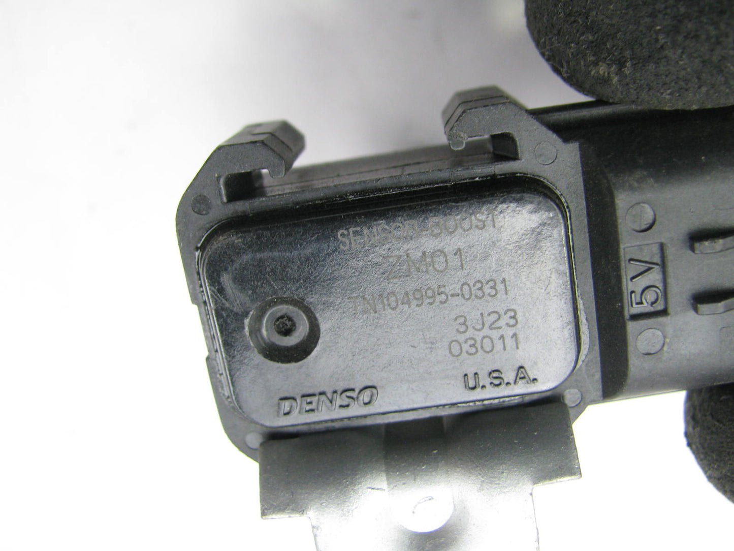 NEW UNBOXED OEM DENSO 104995-0331 Fuel Tank Pressure MAP Sensor 99-03 Protege