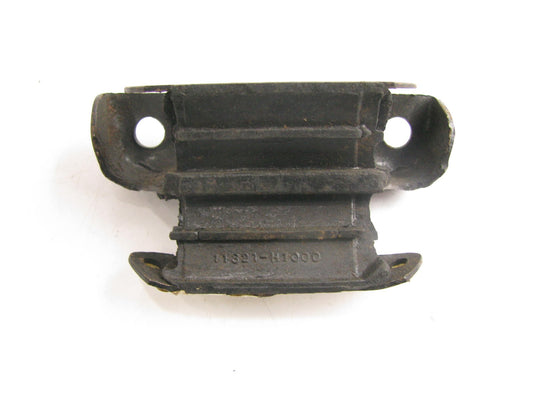 NEW - OUT OF BOX - Insulator Gear Box Mount OEM For Datsun B110 B120 Ute B210