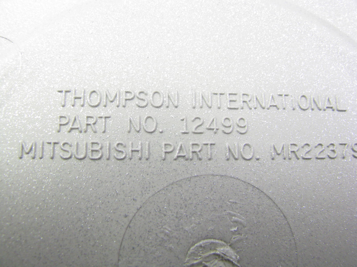NEW - UNBOXED 12499 Wheel Center Cap For 97-99 Chrysler Sebring SILVER 6-1/2''