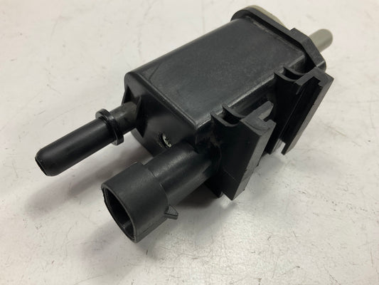 NEW - OUT OF BOX - OEM GM 12597567 Vapor Canister Purge Valve