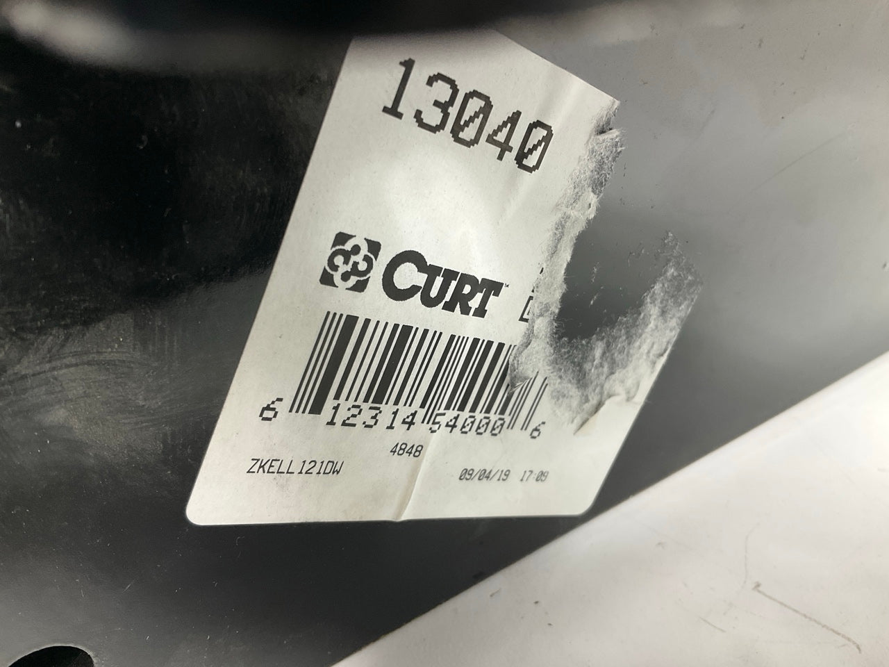NEW UNBOXED Curt 13040 Class 3 Trailer Hitch, 2'' Receiver 96-20 Express & Savana