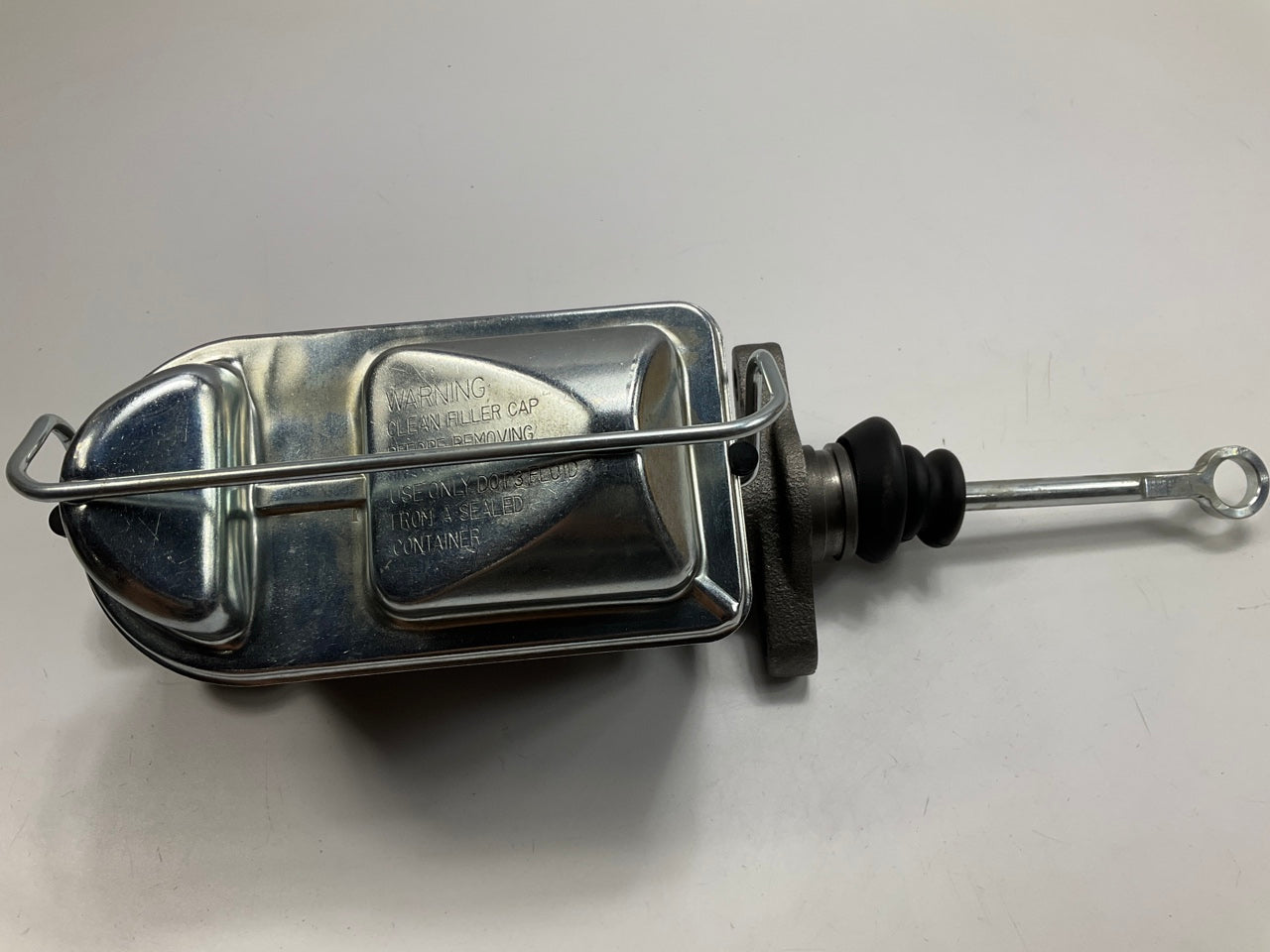 NEW - OUT OF BOX 130.65024 Brake Master Cylinder