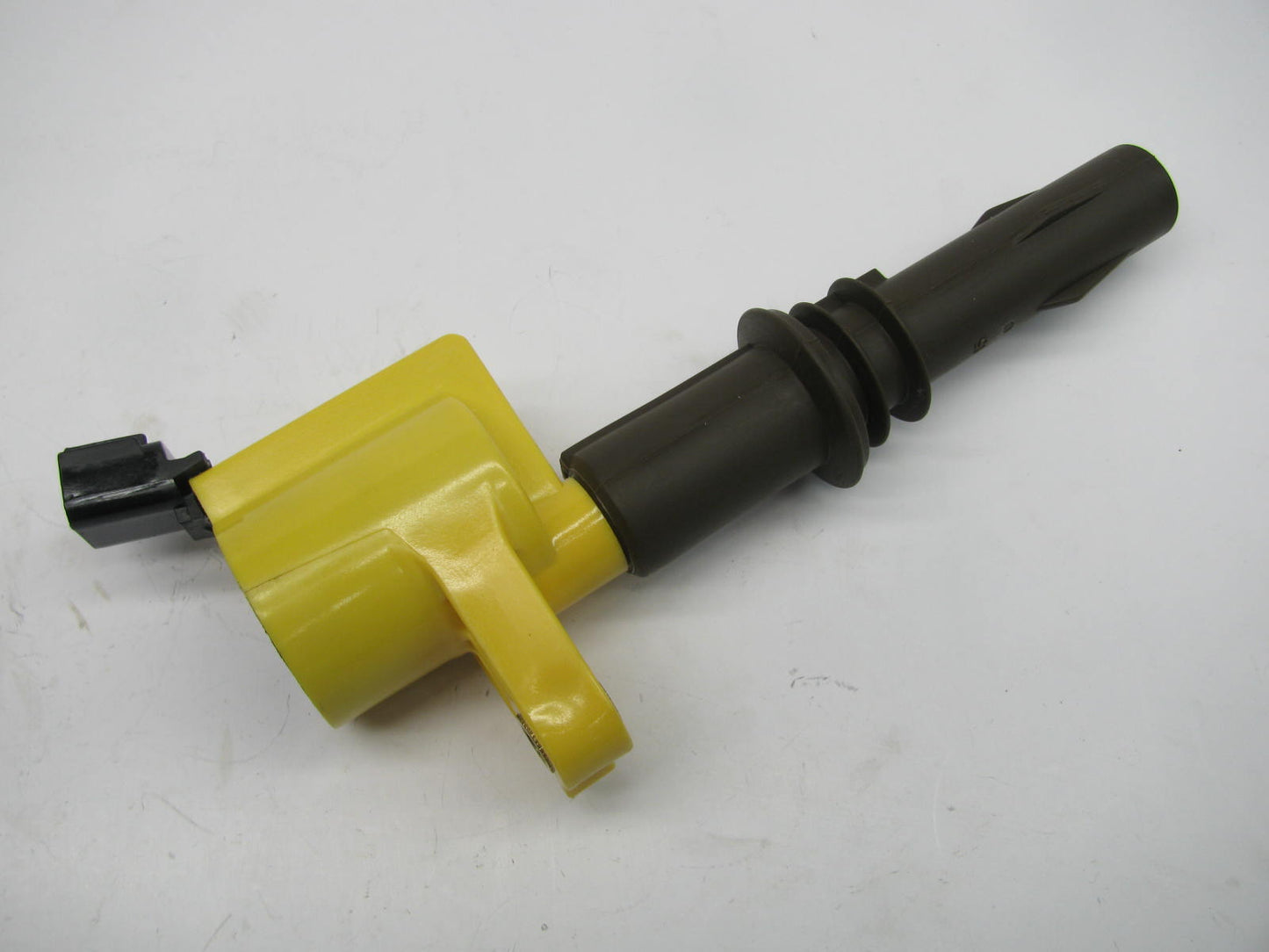 NEW - OUT OF BOX 140033 Direct Ignition Coil For 2004-2008 Ford 5.4L-V8 6.8L-V10