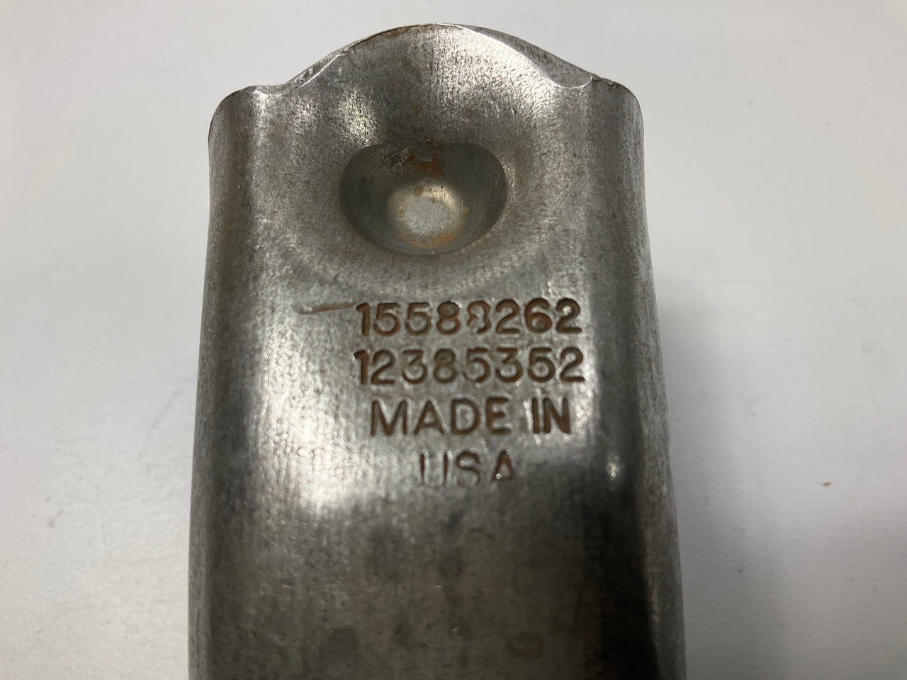NEW UNBOXED OEM GM 15588262 Clutch Fork, Made In USA