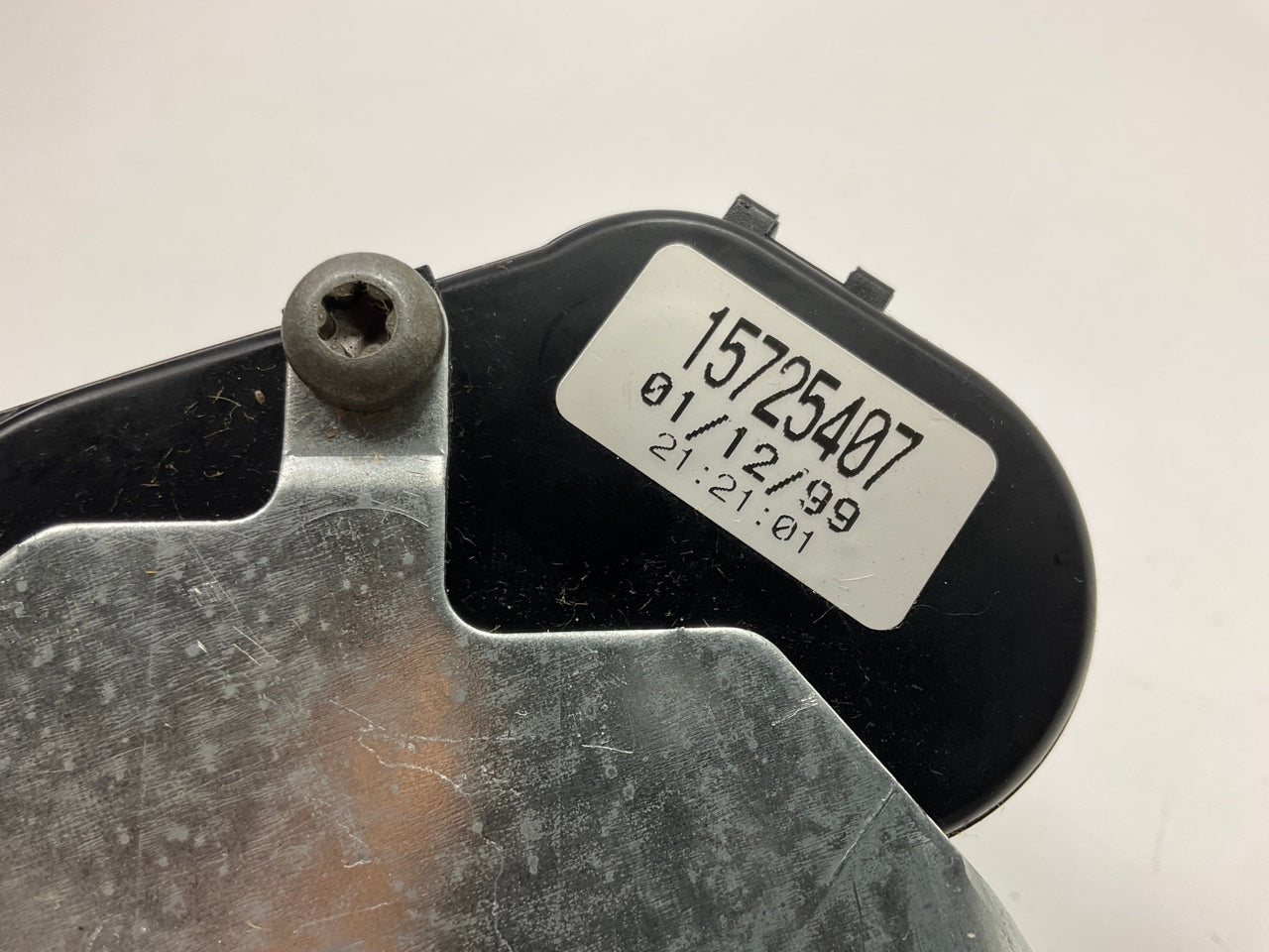 NEW UNBOXED OEM GM 15725407 Rear Back Glass Wiper Motor