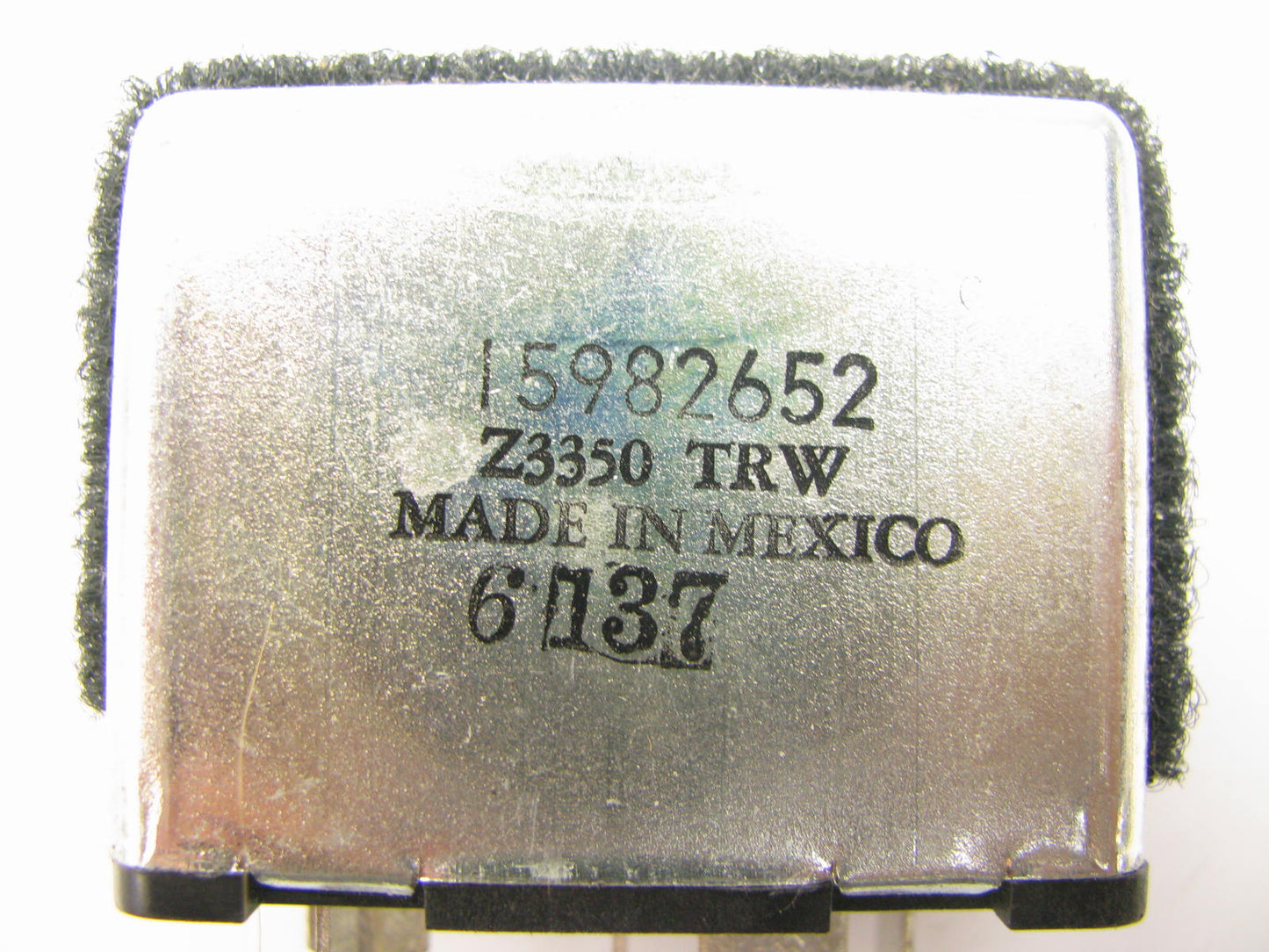 NEW UNBOXED OEM GM 15982652 Rear Window Defogger Defrost Relay