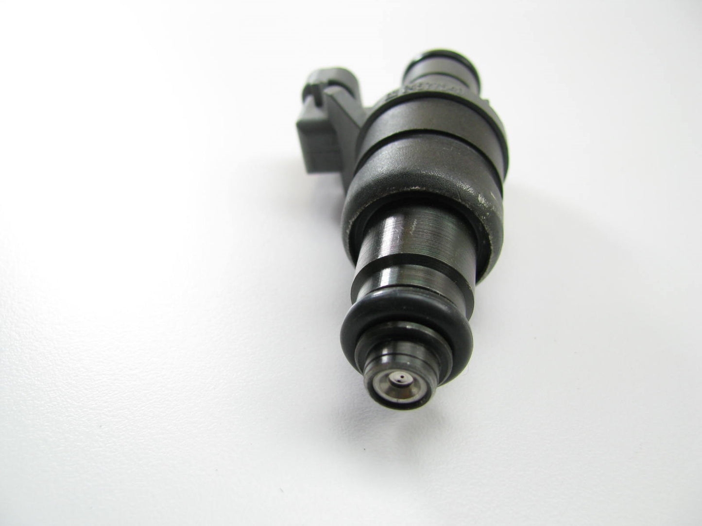 (1) NEW OUT OF BOX Fuel Injector For 2000 Saturn LS LS1 LW1, 01 L100 2.2L DOHC