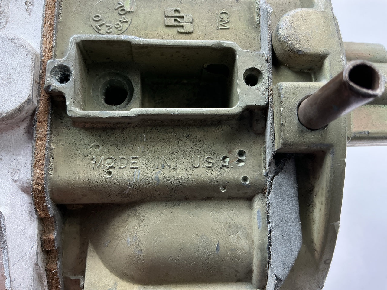 USED CORE - 17057156-CORE Rochester Dual Jet Carburetor 1977 Oldsmobile 260 A/T