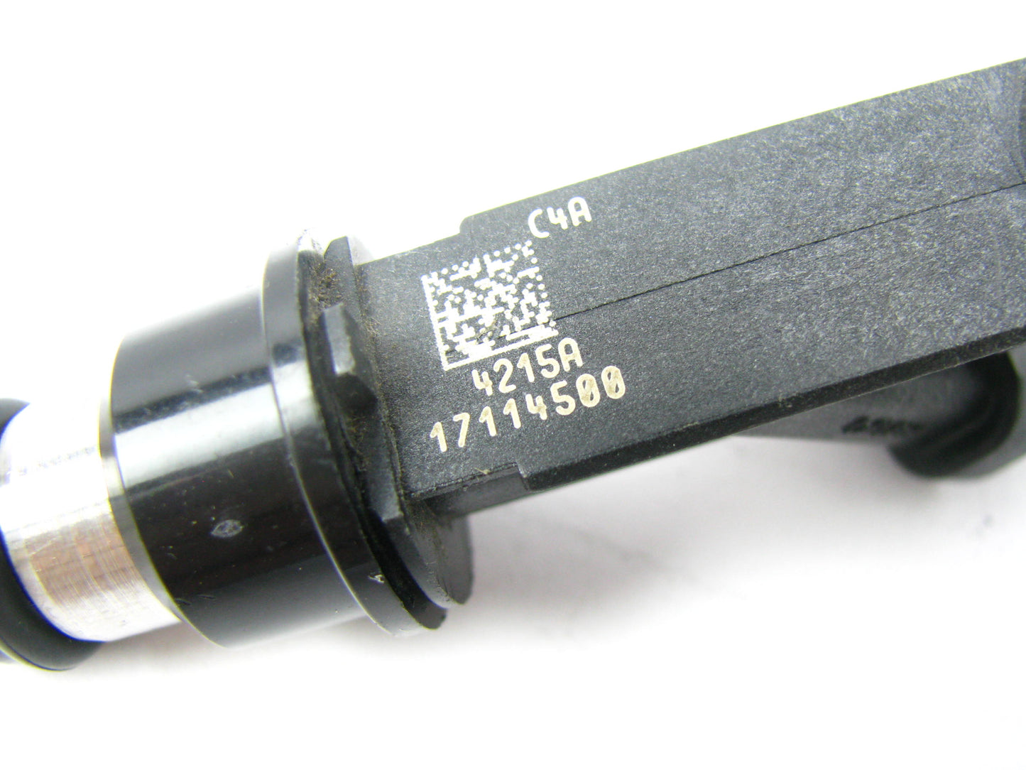 NEW OUT OF BOX - 25323971 Fuel Injector 2000-2005 GM 3.1L 3.4L V6