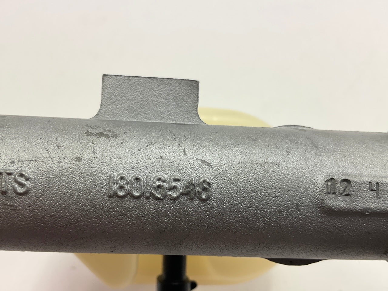 NEW - OUT OF BOX OEM GM 18016548 Brake Master Cylinder - 05-13 CORVETTE
