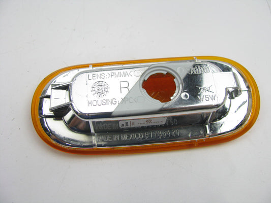 NEW - OUT OF BOX OEM VW Side Marker Light Lamp Passenger Side 1C0945072E