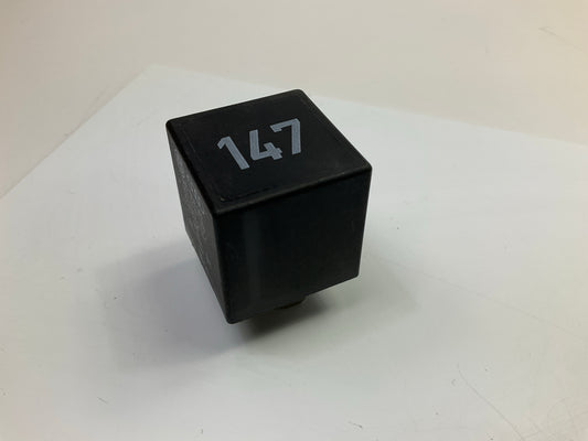 NEW UNBOXED OEM VW Audi 1H0959142 A/C Compressor Control Relay