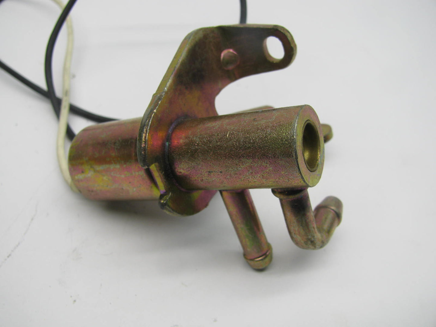 NEW - OUT OF BOX 213-3128 Carburetor Fuel Bowl Vent Solenoid