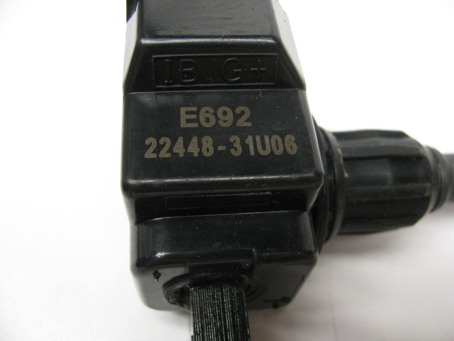 NEW - OUT OF BOX - LEFT SIDE ONLY (FRONT) Ignition Coil For 95-99 Nissan 3.0L V6