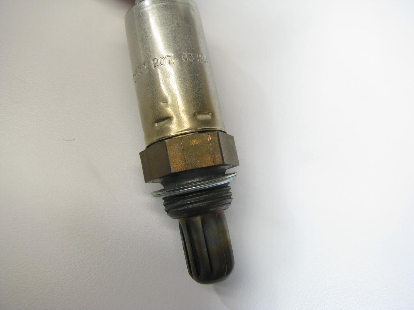 NEW - OUT OF BOX 22690-AA740 Front Oxygen O2 Sensor For 1998 Subaru 2.2L 2.5L-H4