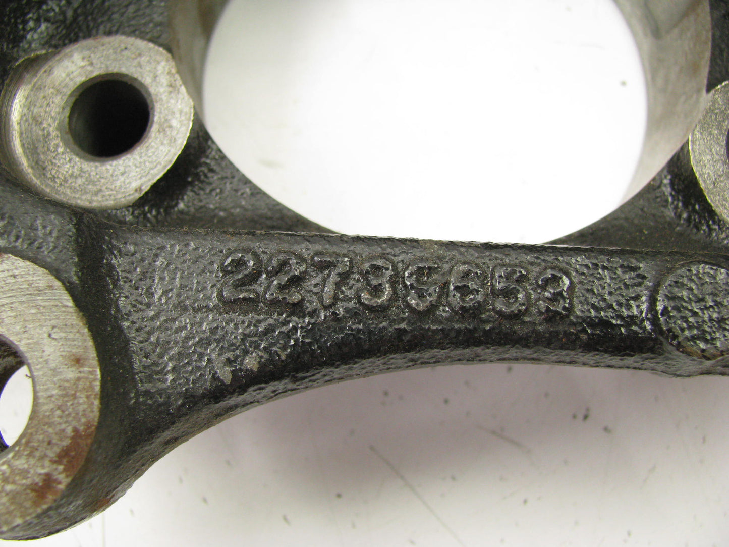 NOS OEM Front Left Steering Knuckle 22739653 For 14-19 CTS, 15-19 ATS Cadillac