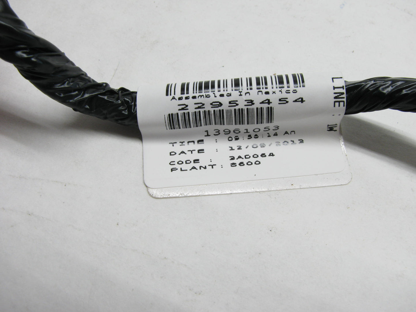 NEW UNBOXED License Plate Lamp, Liftgate Trunk Switch W/ Harness OEM GM 22953454