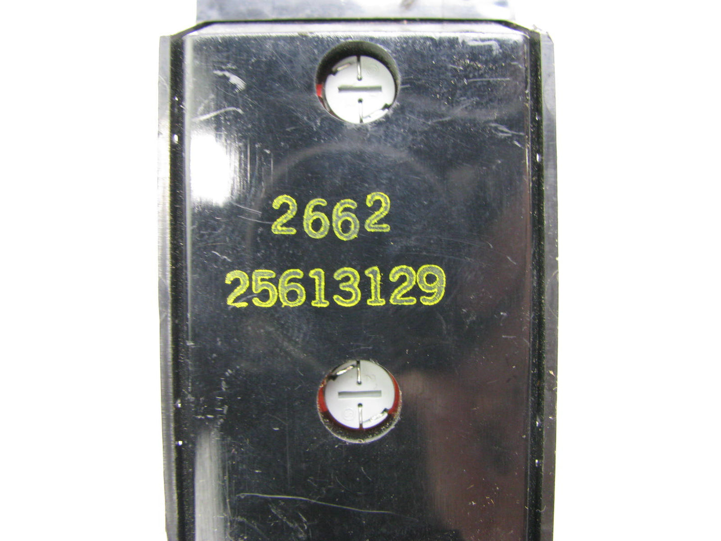 NEW - OUT OF BOX 25613129 Headlight Headlamp Switch 1991-1993 Buick Park Avenue