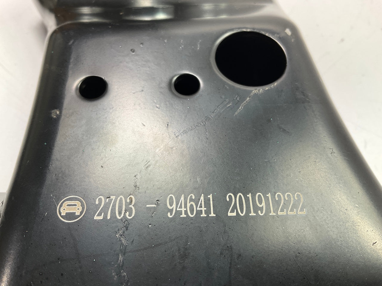 NEW UNBOXED 2703-94641 Front Left Lower Control Arm