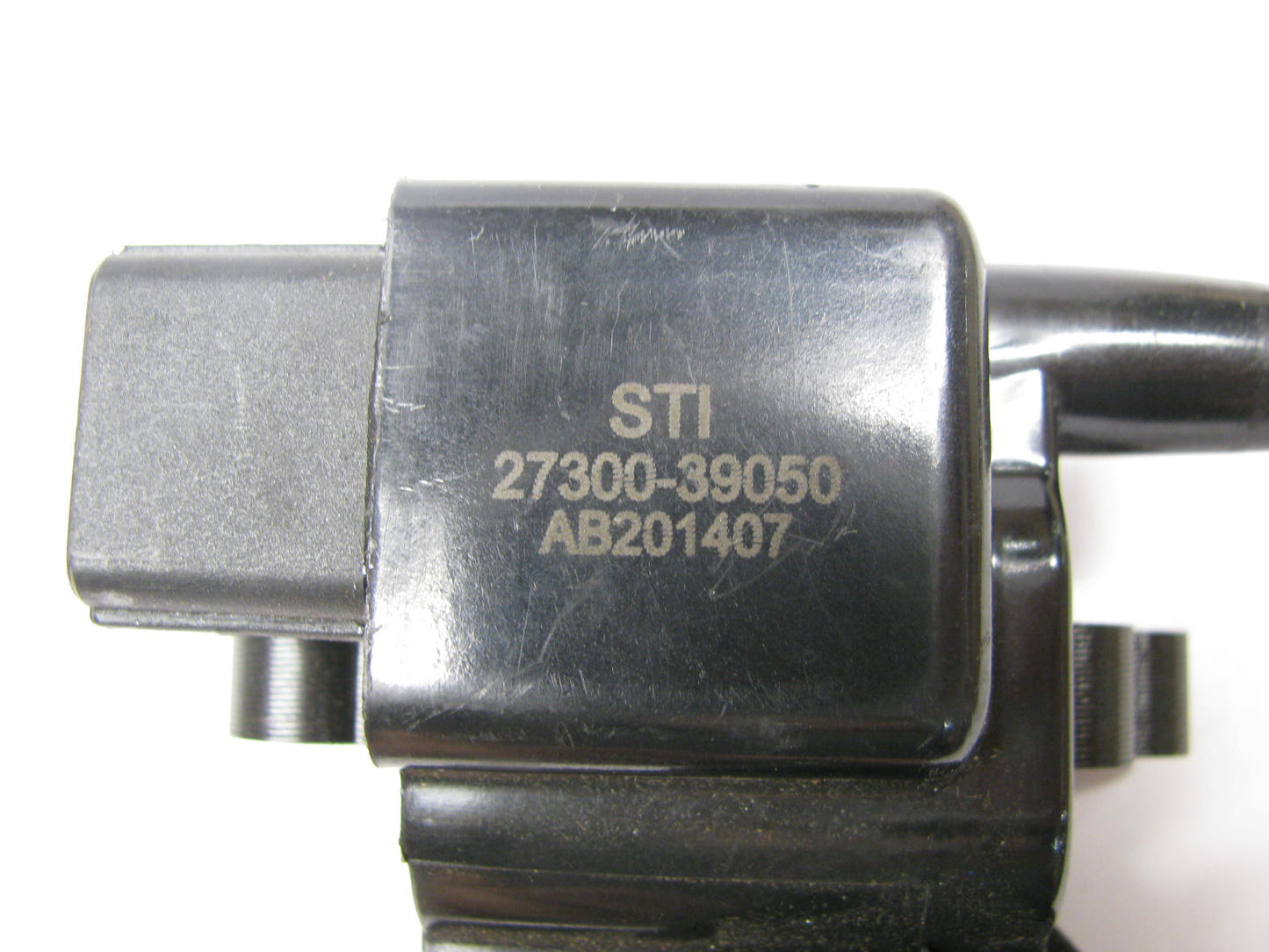 NEW - OUT OF BOX 27300-39050 Direct Ignition Coil For 2001-2005 Hyundai 3.5L