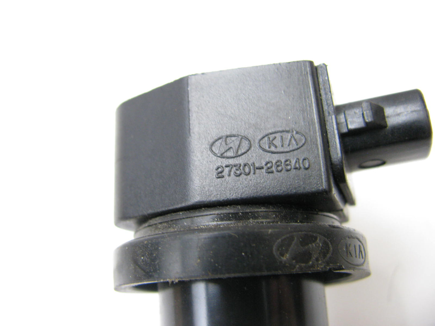 NEW - OUT OF BOX - Direct Ignition Coil OEM For Hyundai 1.6L DOHC 27301-26640