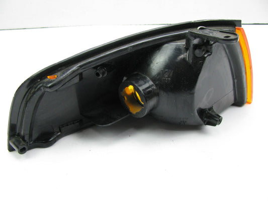 NEW - OUT OF BOX - OEM Left Drivers Side Corner Marker Light Lamp 93-96 Escort