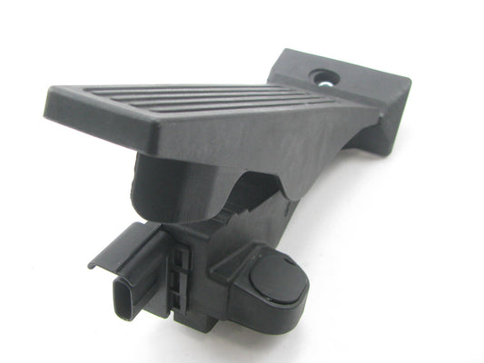 NEW - OUT OF BOX Accelerator Gas Pedal OEM For 2015-2020 Kia Sorento 32700C1100