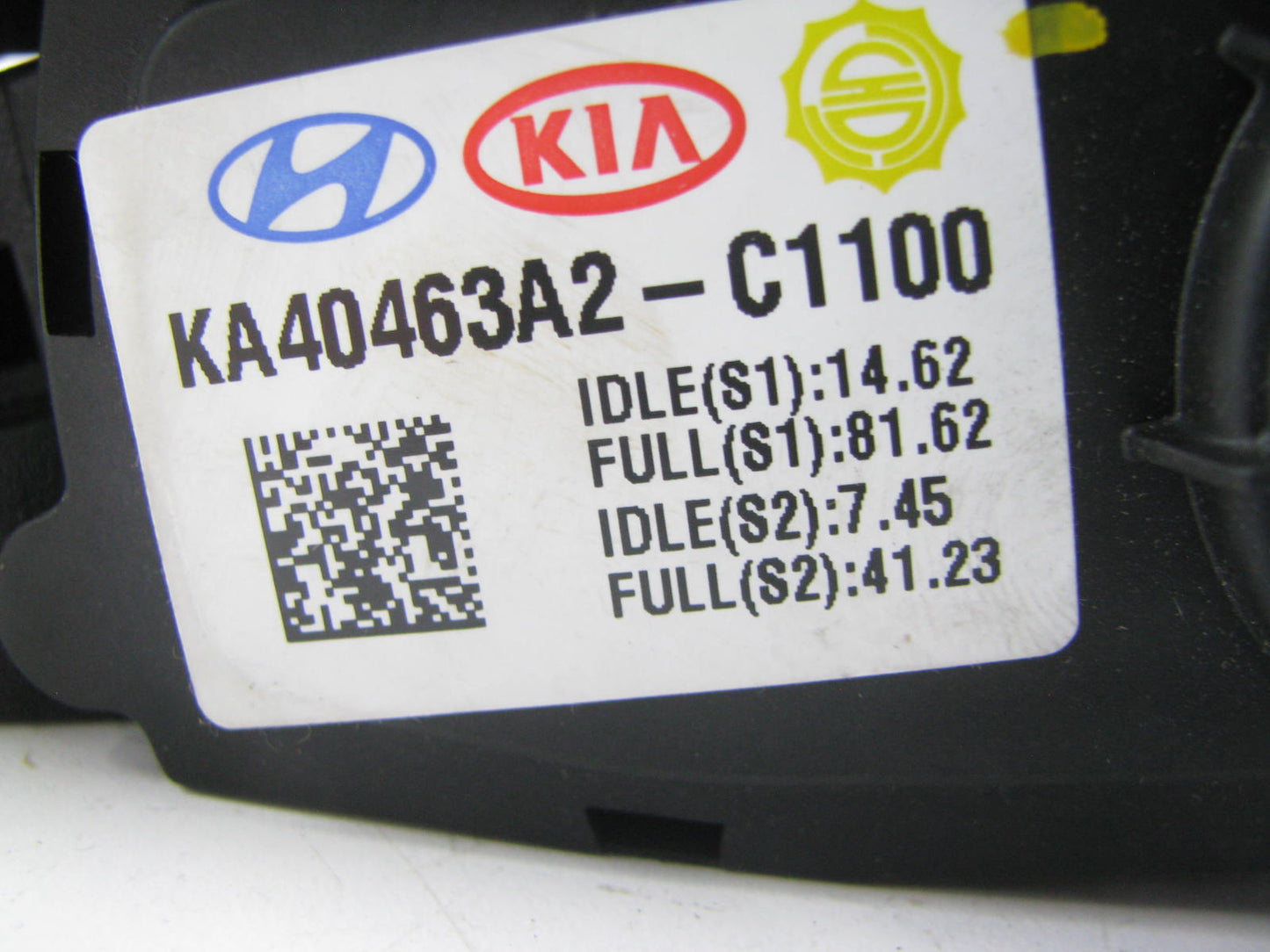 NEW - OUT OF BOX Accelerator Gas Pedal OEM For 2015-2020 Kia Sorento 32700C1100