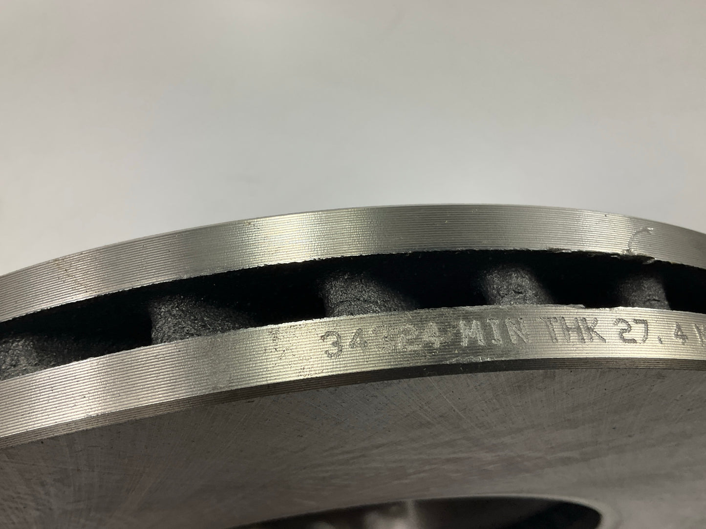 NEW - UNBOXED 34324 Front Brake Rotor