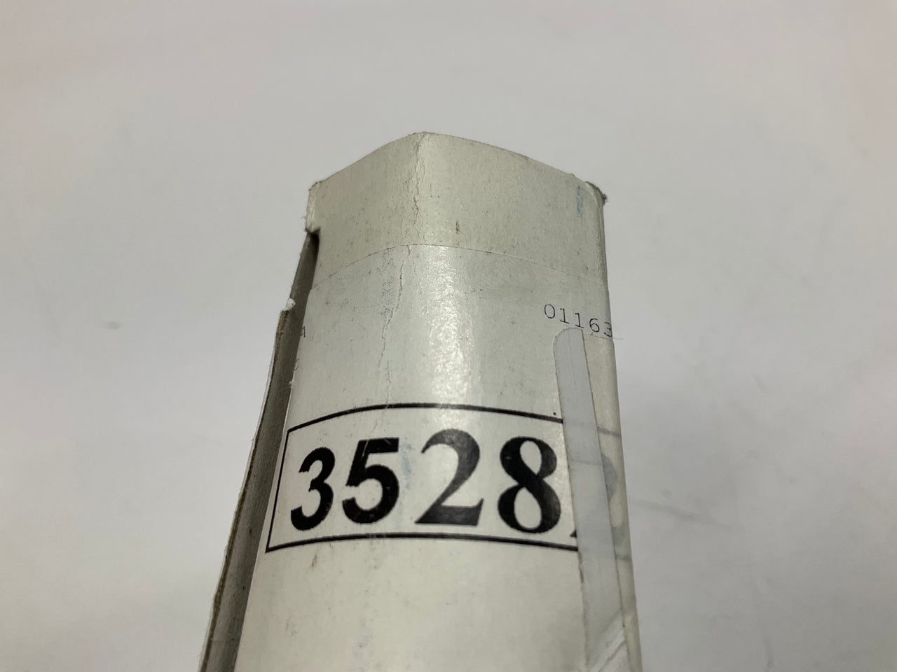 NEW - OUT OF BOX - WALKER 35282 Exhaust Bolt