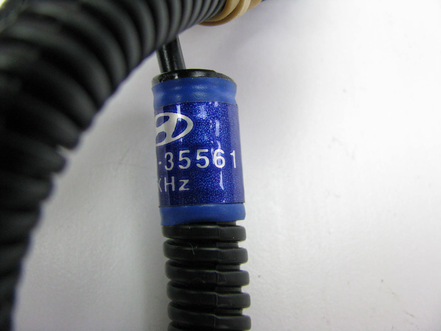 New Out Of Box 3932035561 Ignition Knock Detonation Sensor OEM For Hyundai