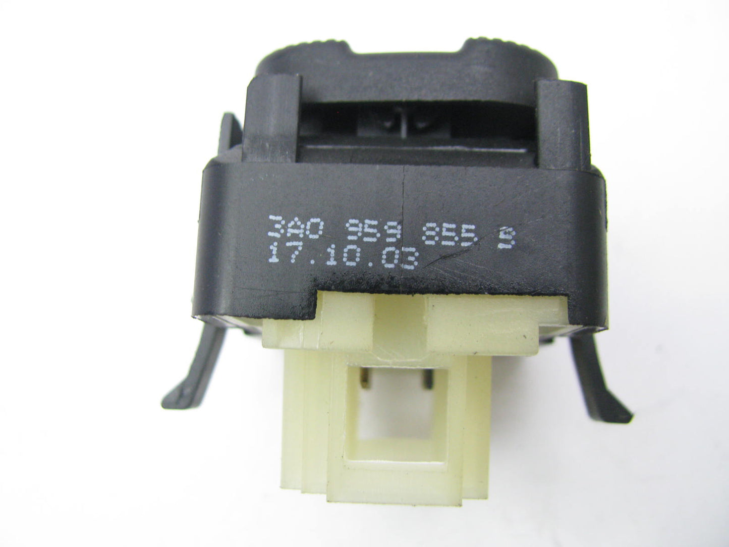 NEW UNBOXED OEM VW AUDI 3A0959855B-BLACK Power Window Switch 1993-1996 Passat