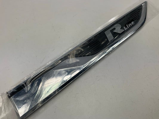 NEW UNBOXED 3CN853689A R-Line Left Driver Door Trim Emblem - 2018-2020 VW Atlas