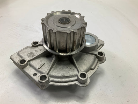 NEW - OUT OF BOX 41128 Engine Water Pump For 1995-1998 Volvo 2.9L-L6