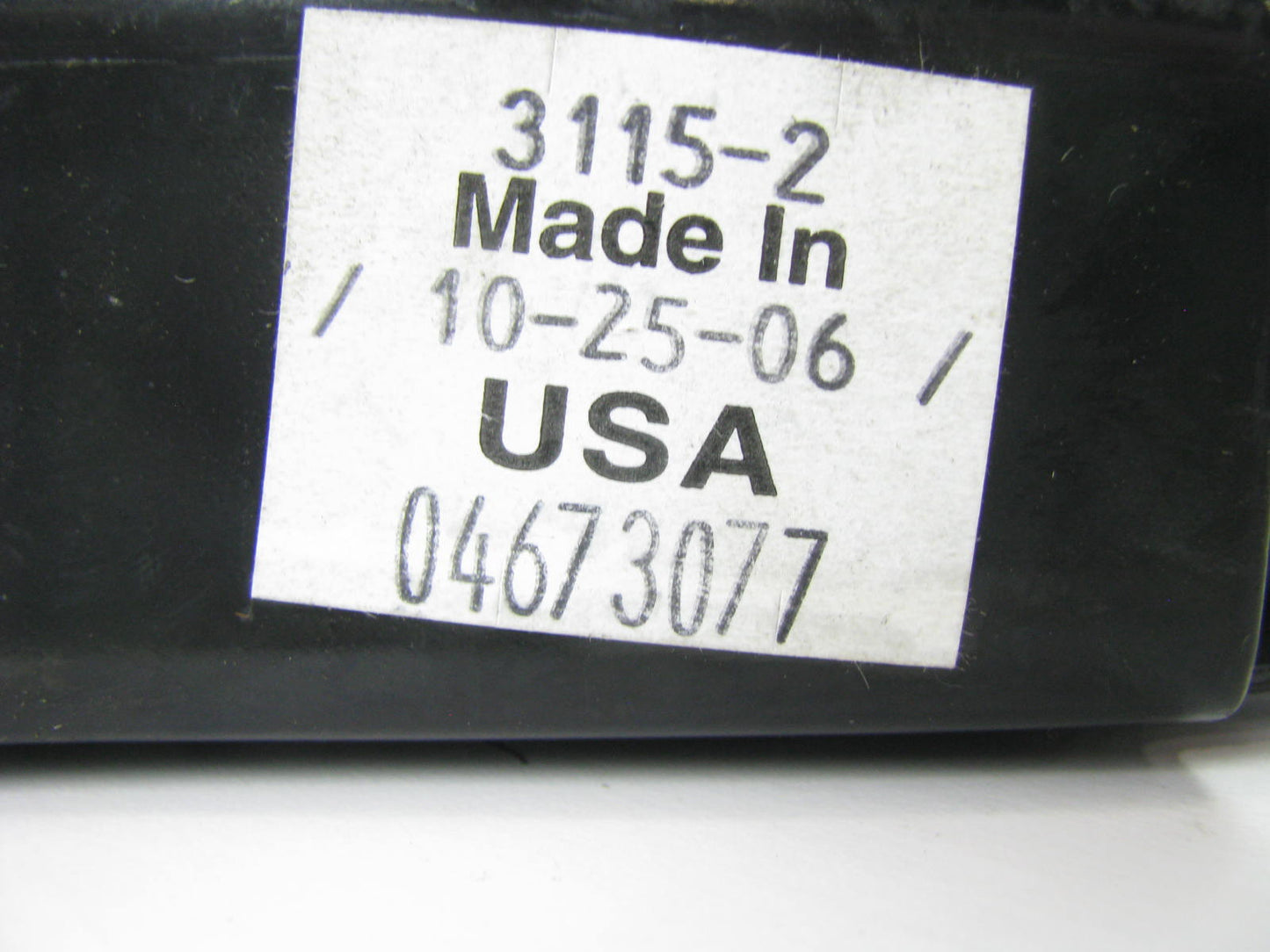 NEW - OUT OF BOX - OEM 4673077 Sliding Door Center Track For Mopar