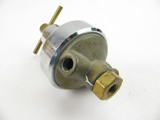NEW - OUT OF BOX - Harris 47-50 Gas Regulator