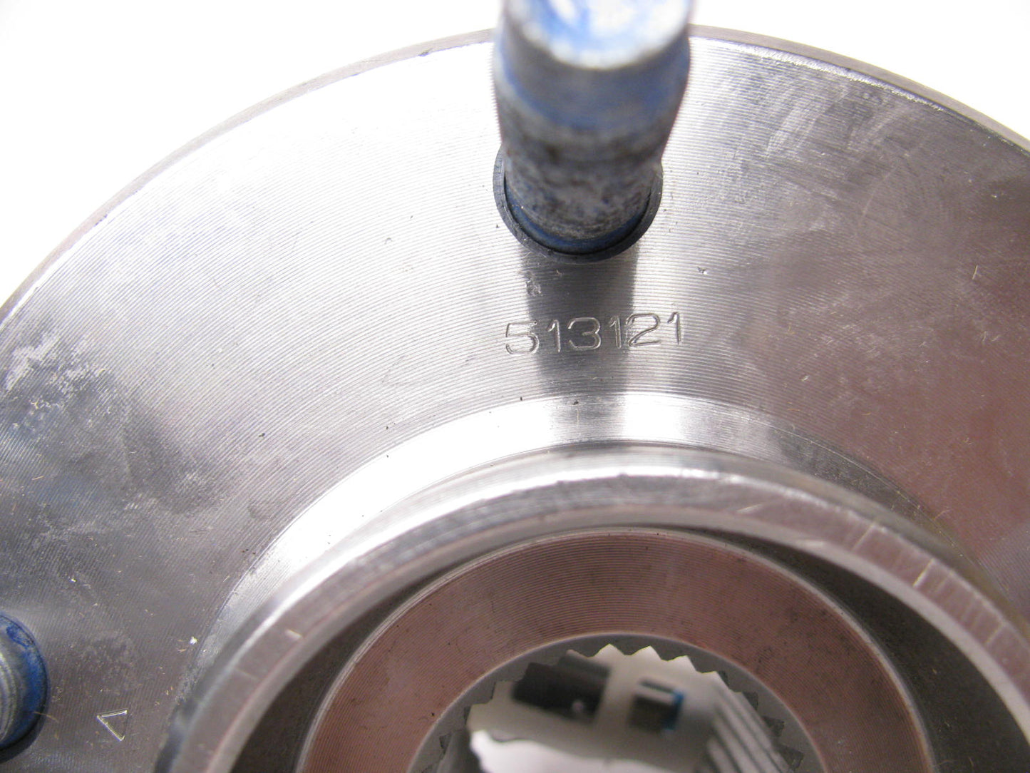 NEW - OUT OF BOX 513121 Wheel Bearing And Hub Assembly - Front