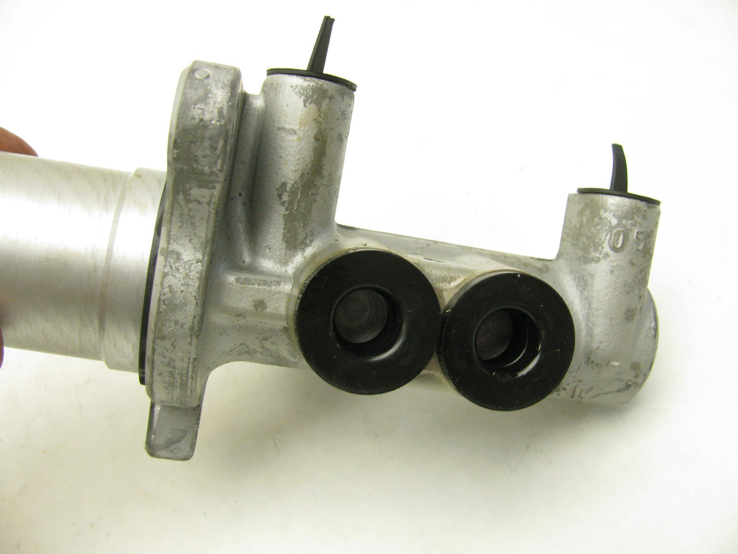 OUT OF BOX 5139148AA Brake Master Cylinder OEM For 05-06 Chrysler 300 06 Magnum