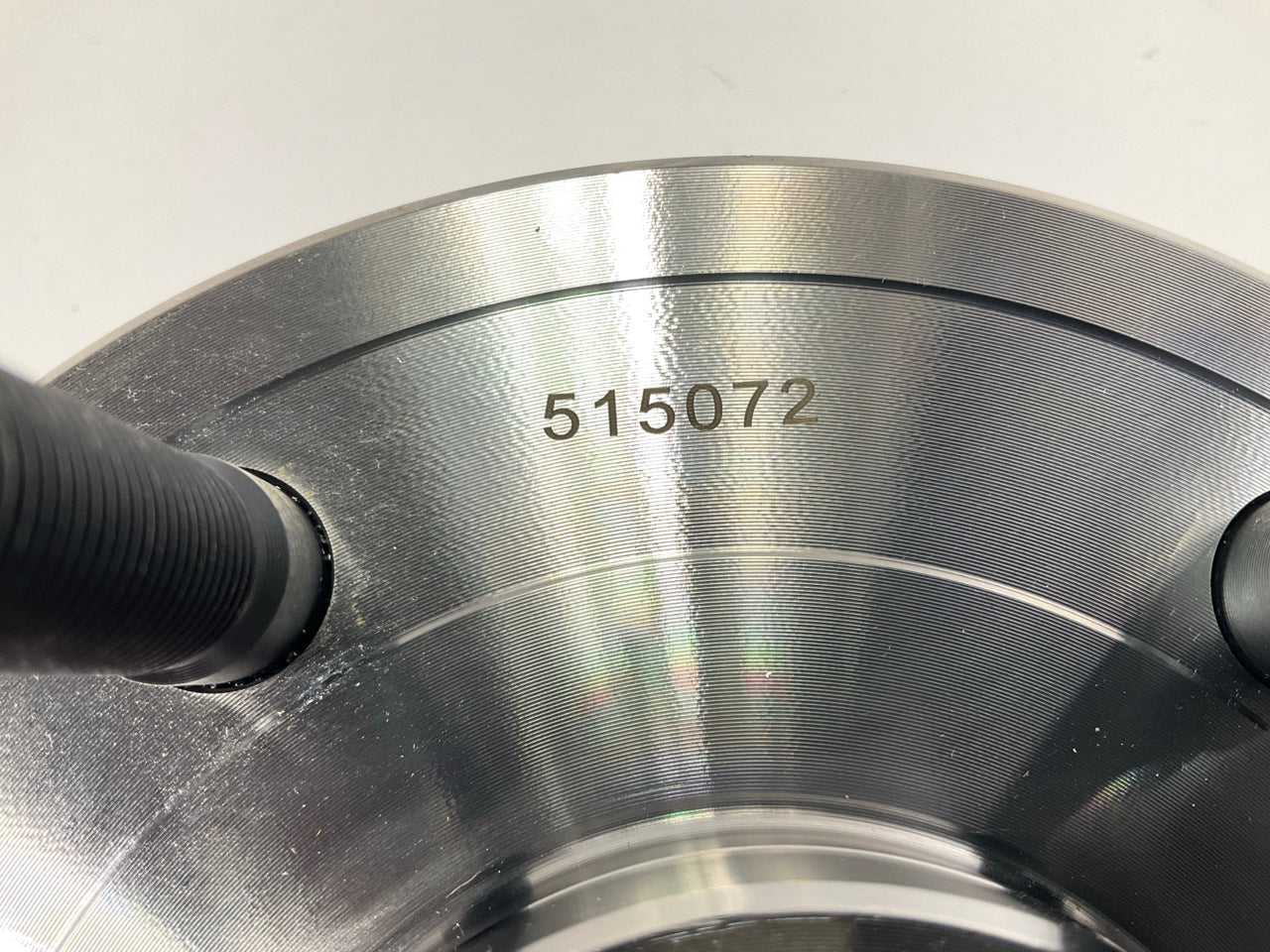 (2) NEW - UNBOXED 515072 Front Wheel Bearing And Hub Assembly