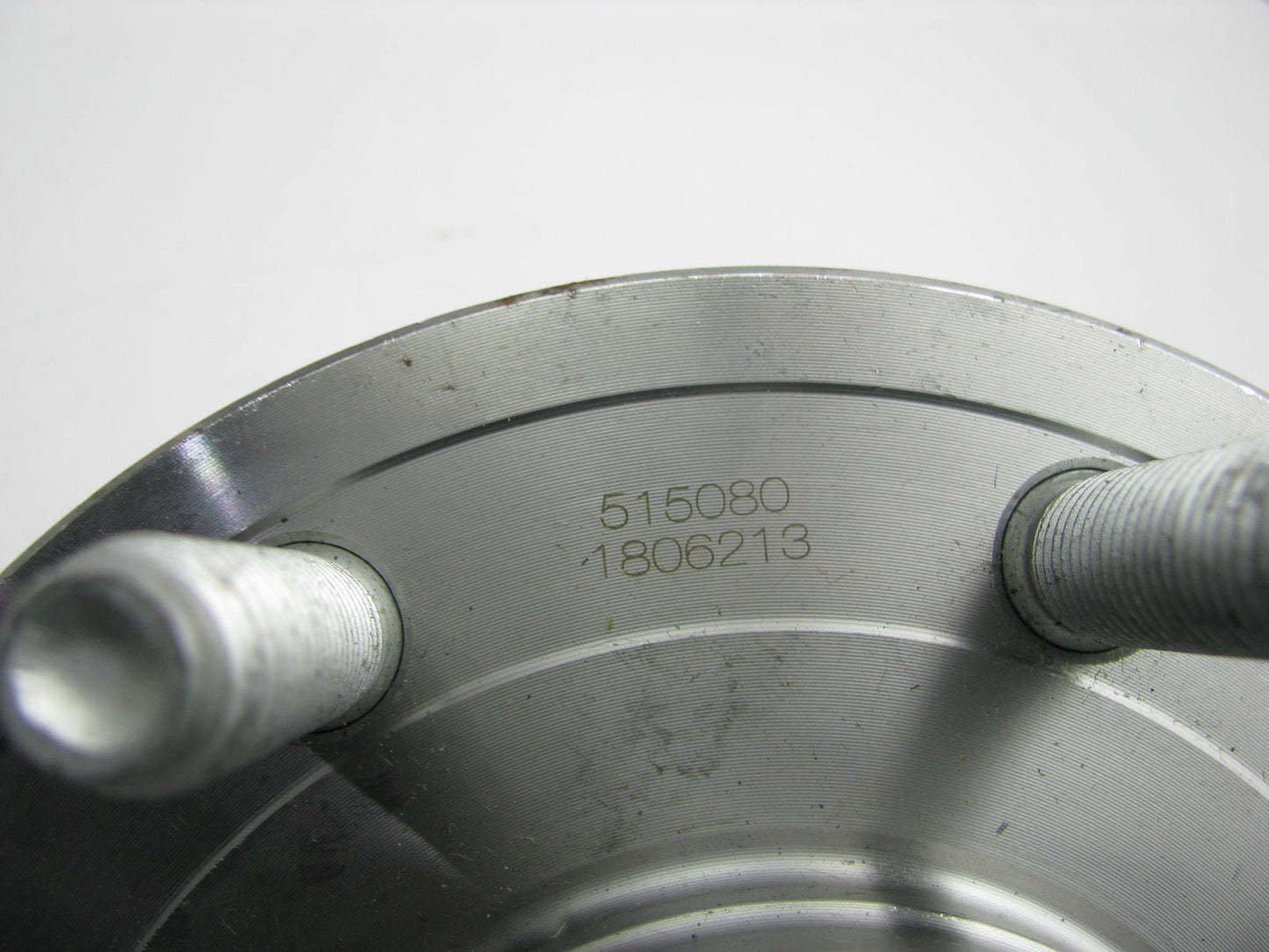 NEW - OUT OF BOX 515080 Front Wheel Bearing And Hub Assembly - 7 Lug