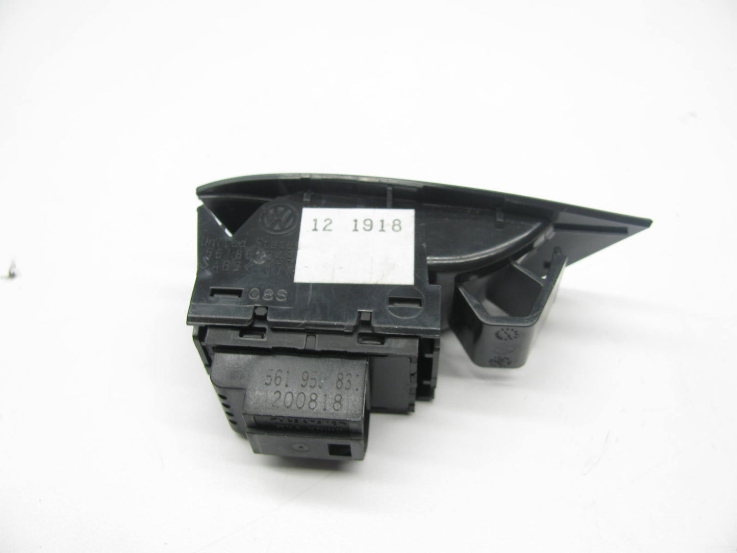 NEW - OUT OF BOX - OEM Trunk Deck Lid Opener Switch - 2012-2017 VW Passat