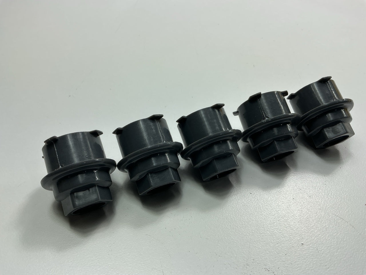 (5) NEW - UNBOXED 611-624 Wheel Lug Nut Cover