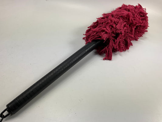 NEW, OUT OF BOX - California Super Car Duster 62557 W/ 30'' Plastic Handle