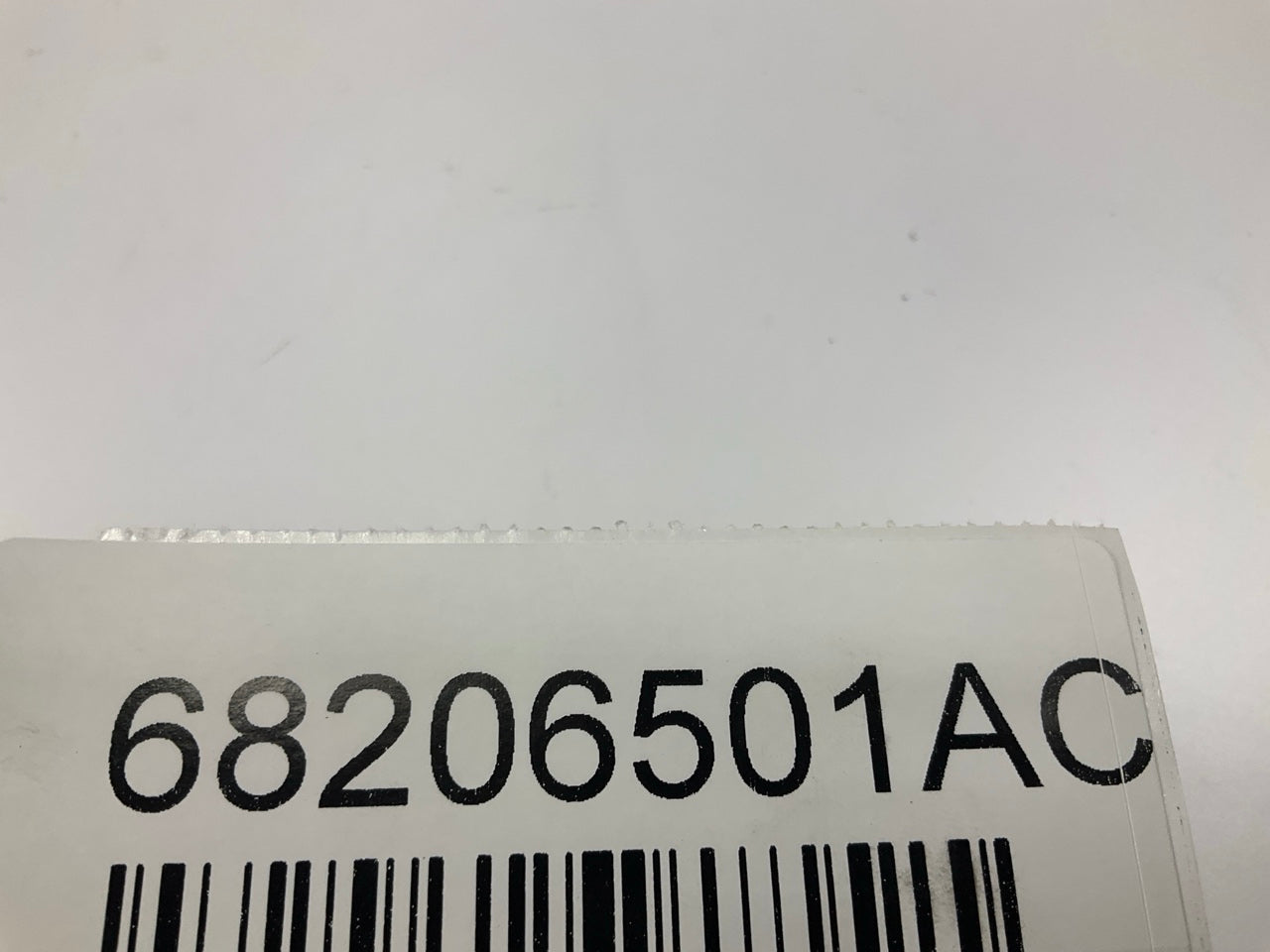 NEW - OUT OF BOX 68206501AC Left Driver Side Headlight Headlamp Assembly