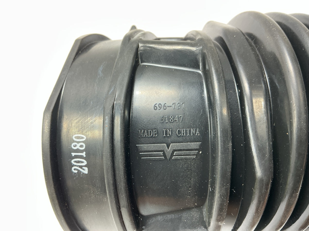 NEW OUT OF BOX - 696-737 Air Intake Hose
